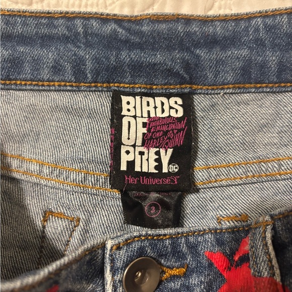 Harley Quinn birds of prey cut off denim shorts size 3 - Picture 2 of 5